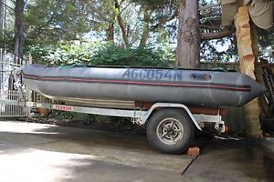 BOAT: Rigid Inflatable Avon S3.40B Sportboat & Registered Trailer