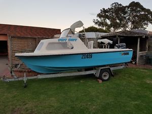 15 FT Sportscraft Runabout boat with 40hp outboard Mercury.