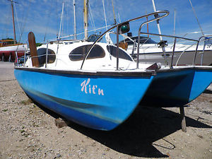 Hirondelle Catamaran sailing