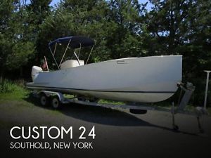 2012 Custom 24