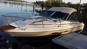 1986 Sea Ray 230