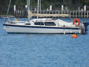 Snapdragon 23 sailing yacht on beautiful Ullswater