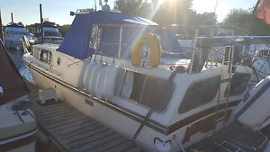33ft RLM Riviera | 2x 120HP Shaft Driven River/Coastal Motor Cruiser-Liveaboard