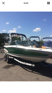 2015 mastercraft x30 wake/surf boat