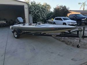 1987 Commander