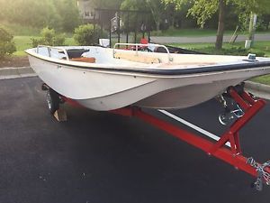 13' Boston whaler