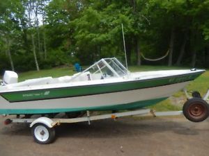 Starcraft Fishing  Boat 1975 No Reserve  Needs Work