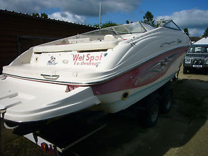 RINKER 232 CAPTIVA, CUDDY CABIN, ONLY 178 HOURS,WITH TRAILER