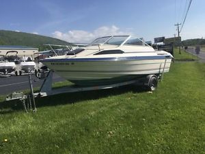 1985 Bayliner Capri cuddy