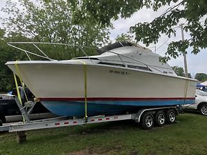 1974 Pacemaker 28 Foot Cabin Cruiser With Fly Bridge Twin Chevy 350's Tri Axle