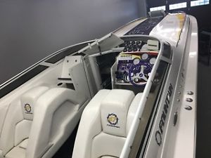 2005 47 Fountain Lightning w/Triple 525 EFI's with 2013 Seahawk Trailer