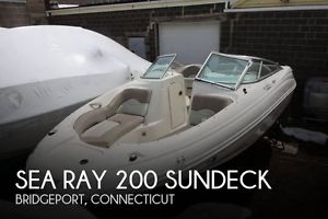 2004 Sea Ray 200 Sundeck