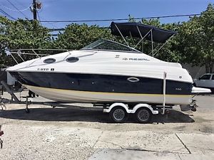 2005 Regal 2465 Commadore