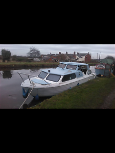 22ft teal cabin cruser