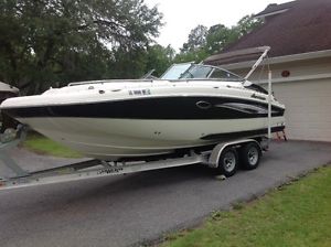 2008 Hurricane Sun Deck 2200 Out Board