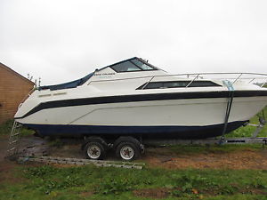 CRACKING 4 BERTH SPORTS CRAFT INBOARD ENGINE.  MOORING AVAILABLE & AN 8FT TENDER