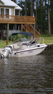 1987 Boston Whaler Revenge
