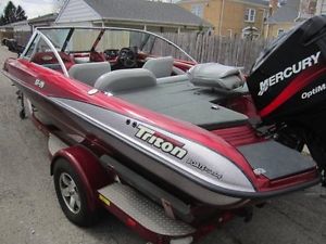 2002 Triton SF19