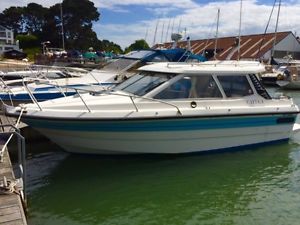 24ft flipper cabin cruiser, powerboat, river cruiser, diesel engine, Boat