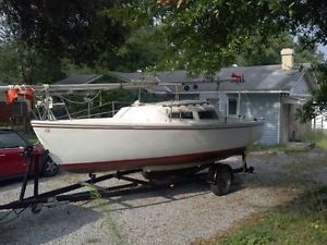 1975 Catalina 22 Swing Keel