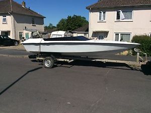 19FT RING SPEED BOAT 200HP SUZUKI OUTBOARD WITH TRAILER