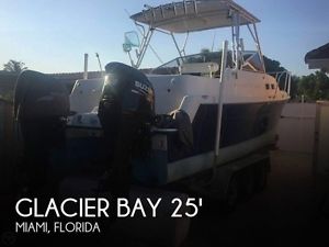 1996 Glacier Bay 252 Cuddy