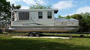 2008 Sun Tracker Party Cruiser 32