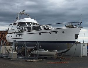 Dagless Fleur De Lys 16m Boat Motor Cruise Gentlemans Yacht