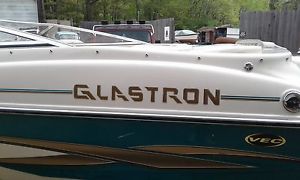 2003 Glastron gx185