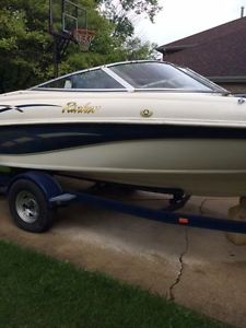 1999 Rinker 192