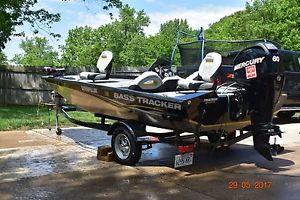 2012 Bass Tracker