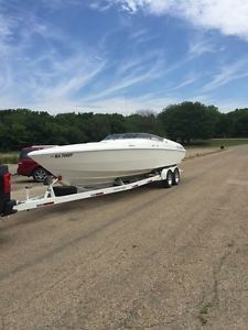 1995 Wellcraft Scarab 29' powerboat