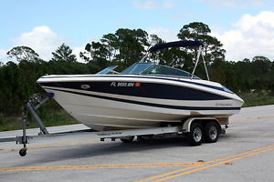2004 Regal 2200 Bowrider in EXCELLENT CONDITION!!