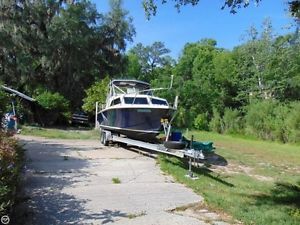 1974 Chris-Craft 251