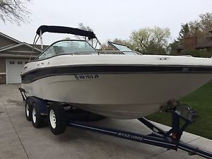 2003 Four Winns Horizon 240