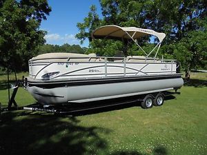 2016 Regency 254 DL3, 200HP MERCURY, TRAILER, COVER***NO RESERVE**