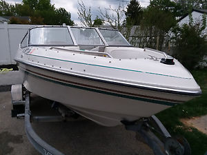 1995 RINKER CAPTIVA 190