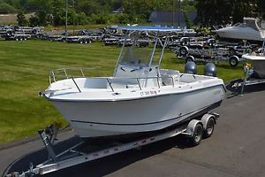 2005 Polar 2300CC Center Console