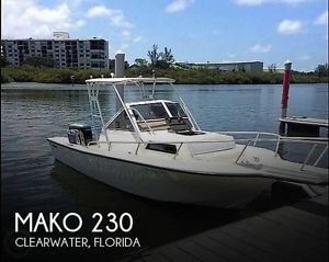 1988 Mako 230