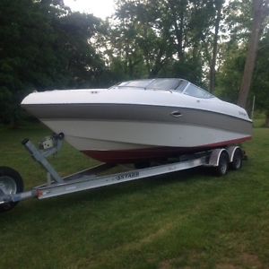 1998 Four Winns 240 Horizon