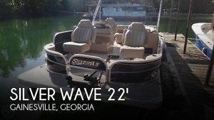 2014 Silver Wave 220 ISLAND F