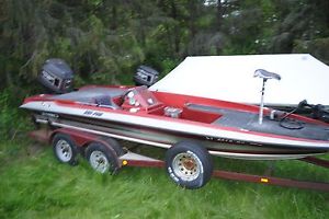 1988 Stratos 201 pro with 200hp evinrude